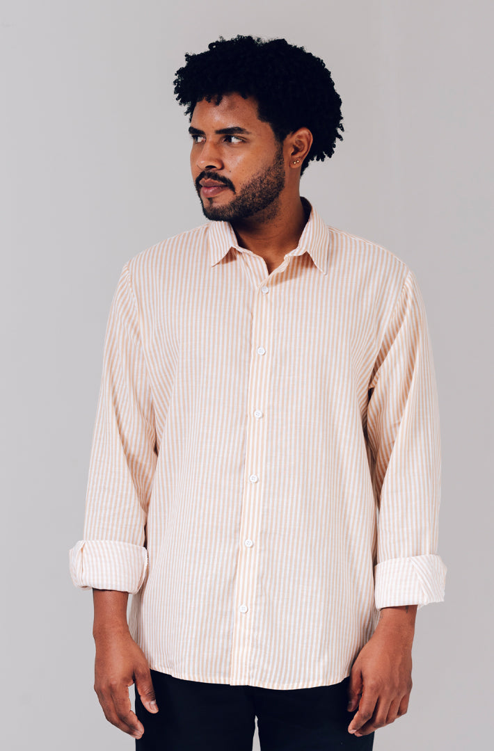 Camisa blanca a rayas on sale