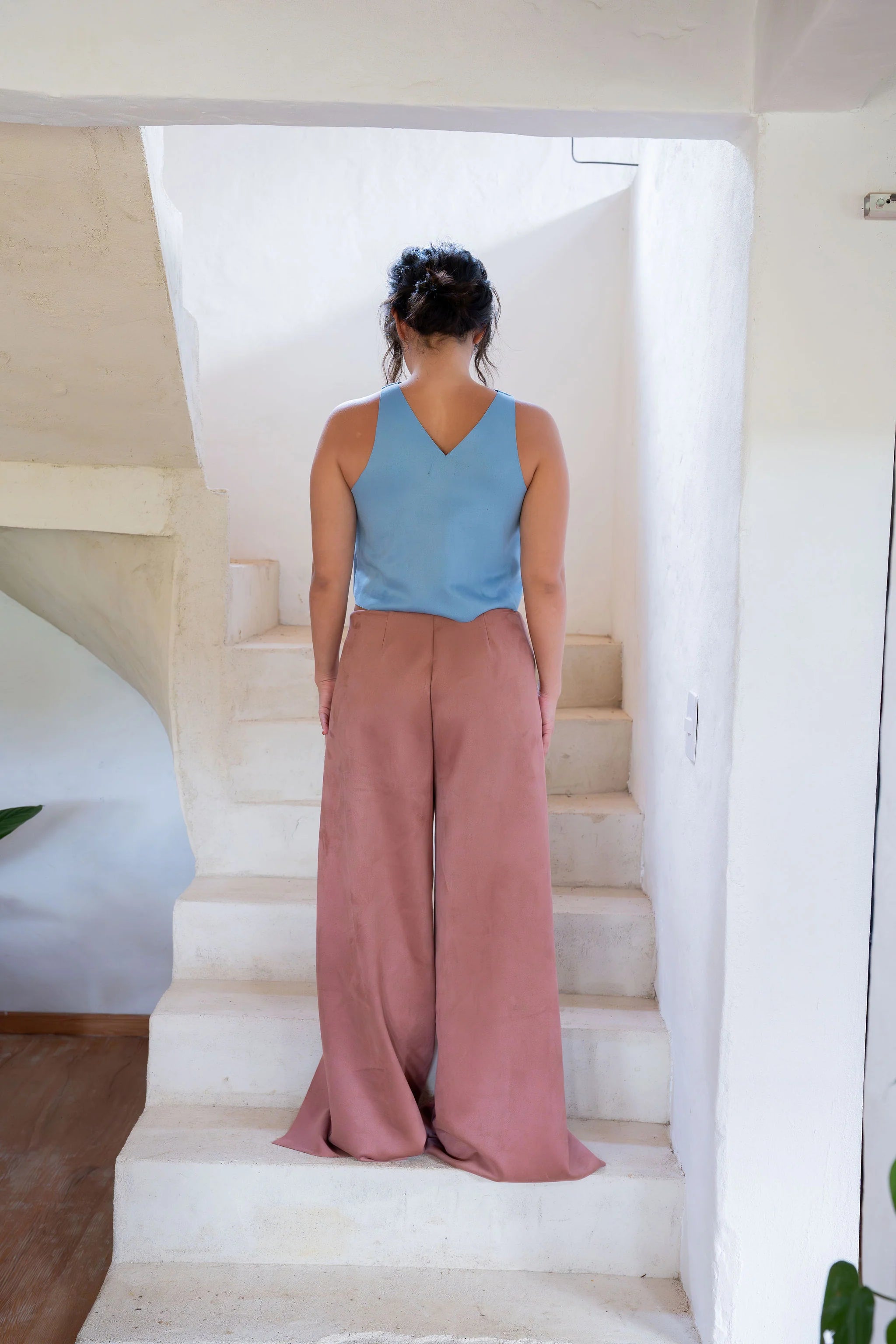 PANTALÓN ESENCIAL CANELA