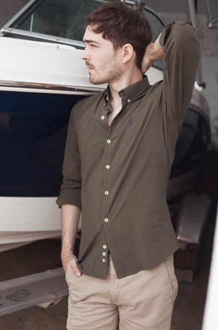 CAMISA VERDE OLIVE
