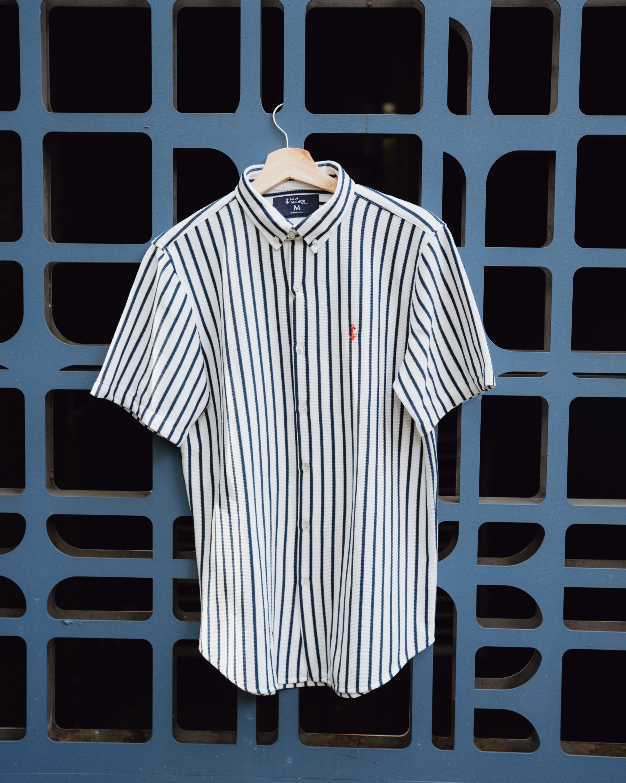 CAMISA BLANCA RAYAS NAVY