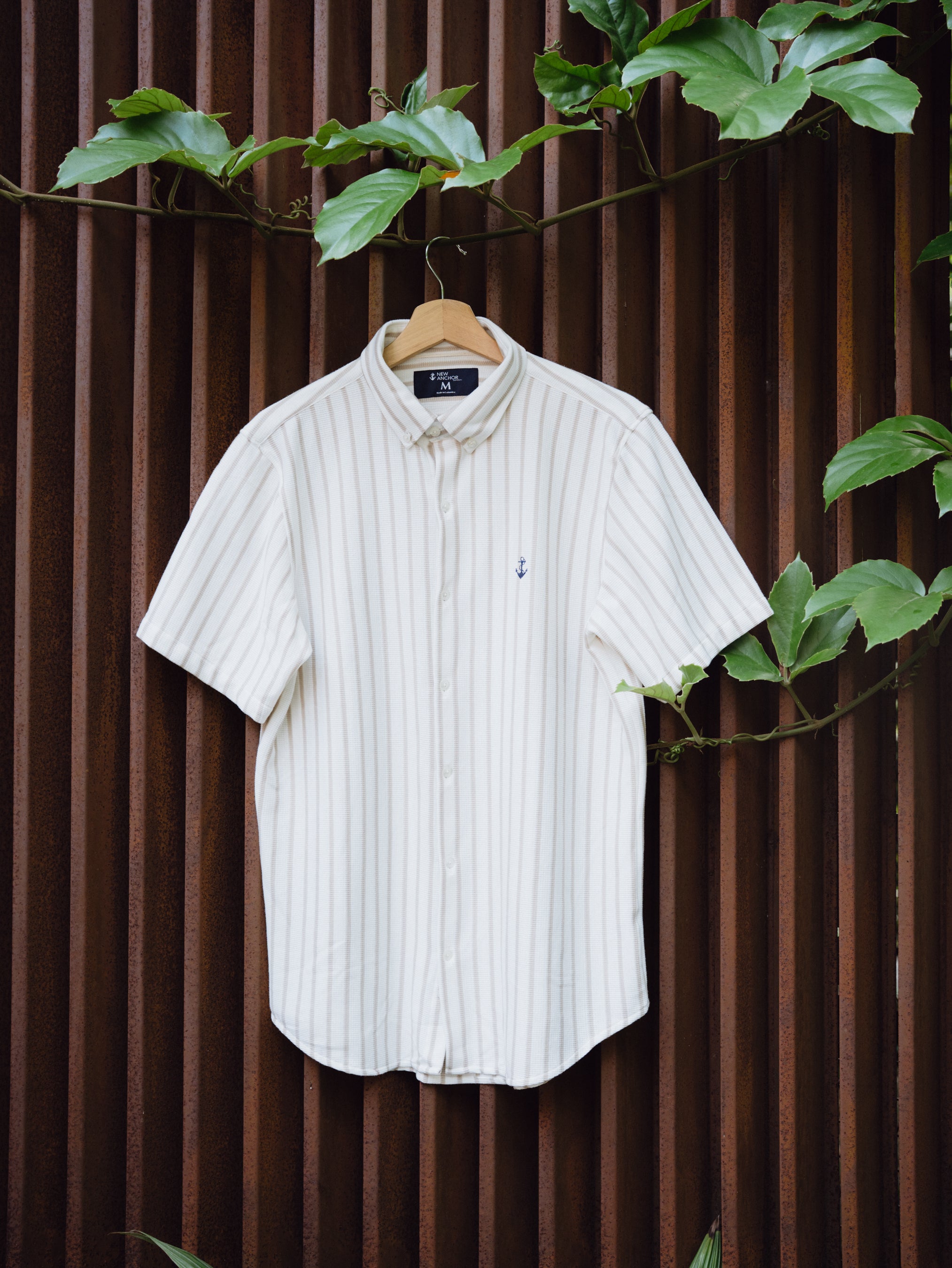 CAMISA BLANCA RAYAS BEIGE