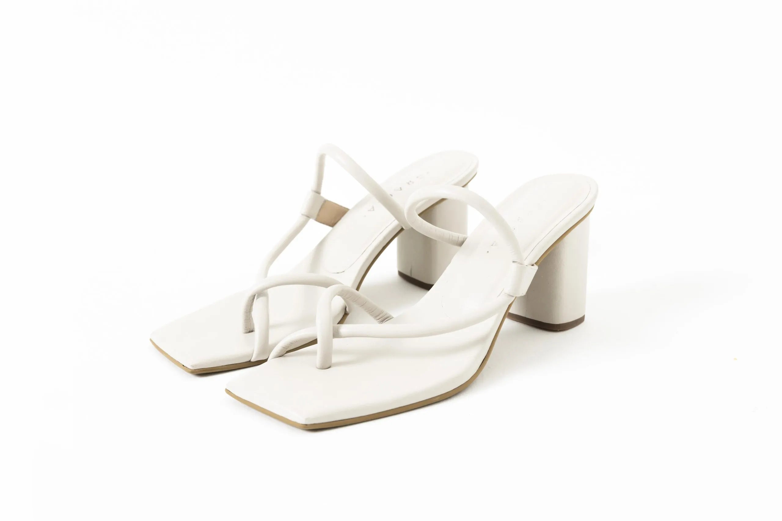 OLY SANDALS IVORY