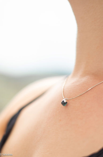 COLLAR CAIDA TURQUESA